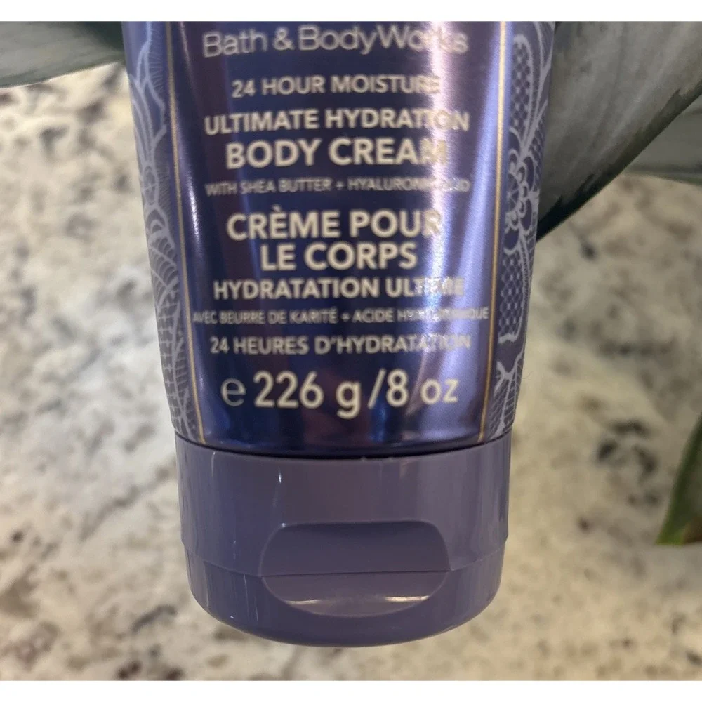 Bath & Body Works bath body